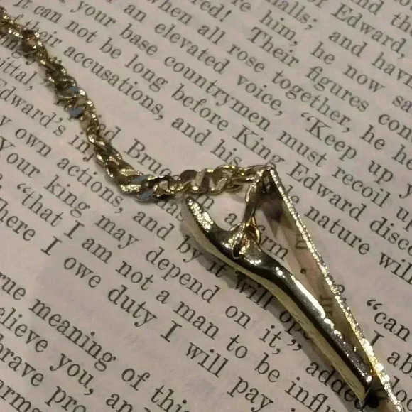 Vintage goldtone sweater clips - Picture 4 of 9